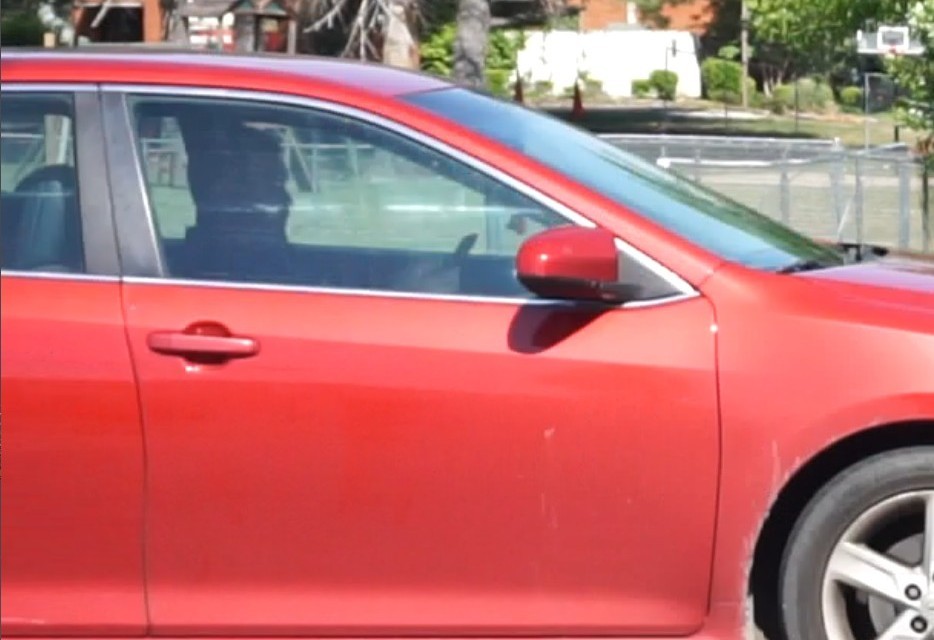 I recorded traffic along Jordan Ln and it took just 32 seconds to catch someone texting and driving.